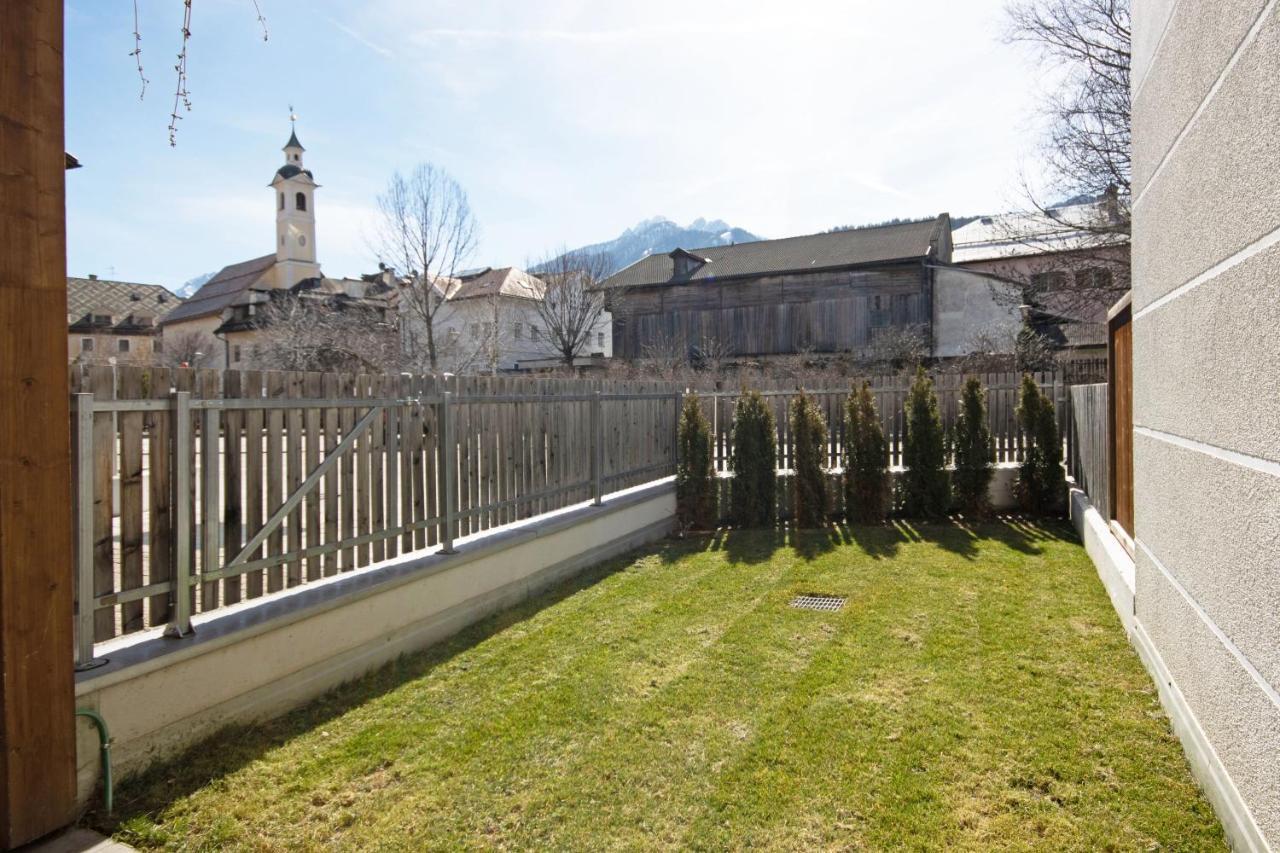 Aurturist Villabassa Bagian luar foto